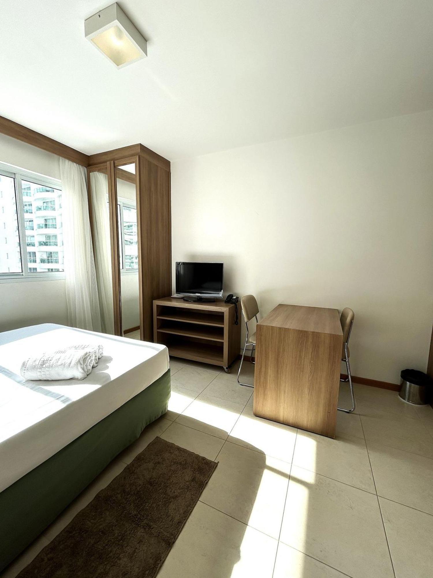 Sm1214 Flat Com Excelente Localizacao Em Regiao Central Brasilia Exterior foto